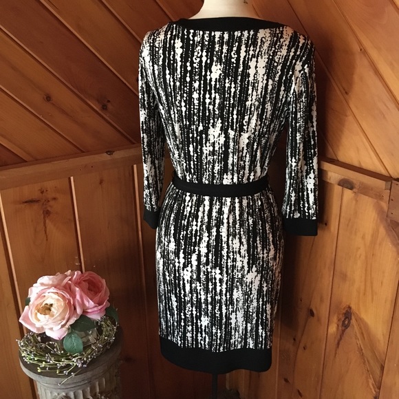 New Banana Republic Dress - Picture 3 of 5